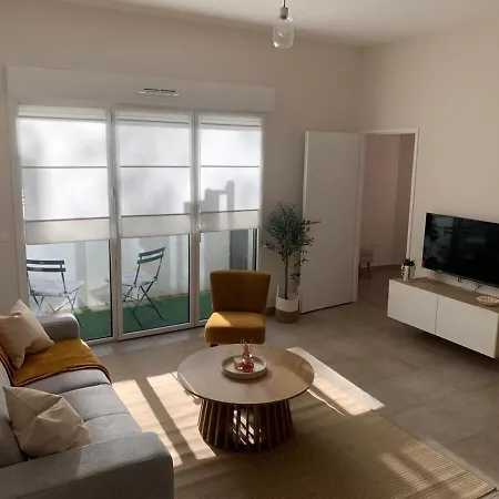 Apartment Virgil Barel *
